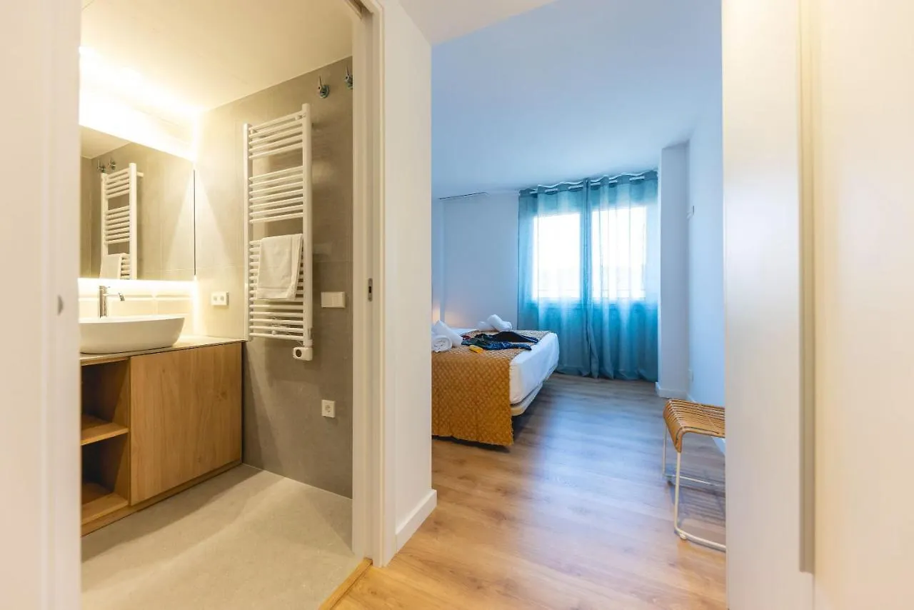 Bravissimo Domenica, 2 Bedrooms And Balcony Gerona Apartamento